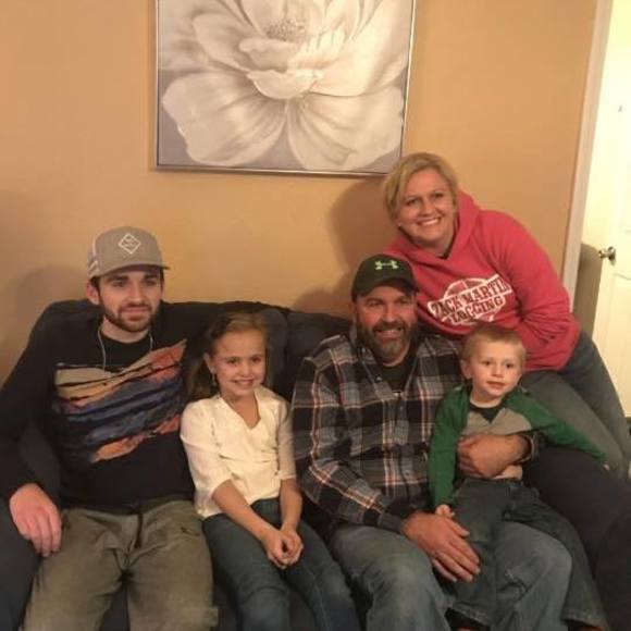 Meet your Posher, Travis - Picture 1 of 1